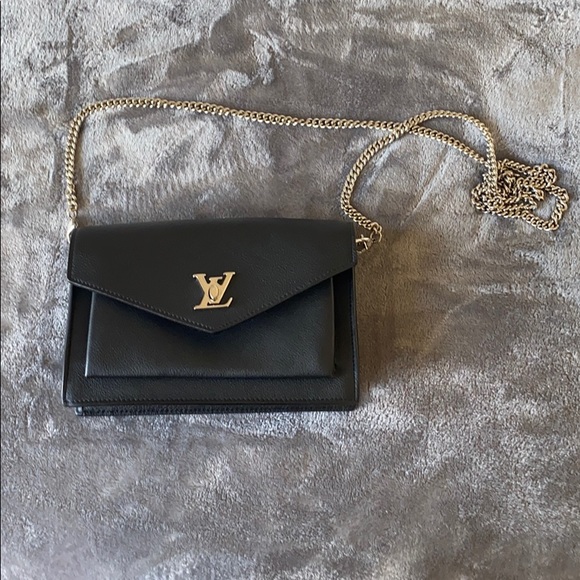 LV black leather Cross Body bag - Picture 8 of 8